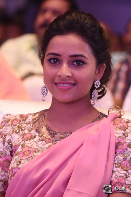 Rayudu-Movie-Audio-Launch